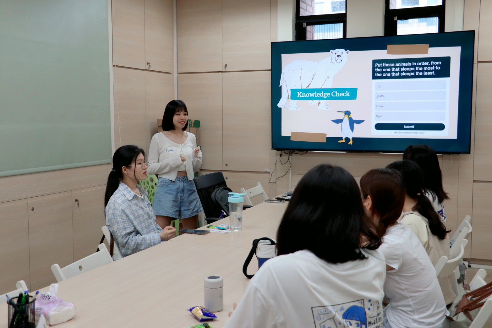 English Corner activity photo 5